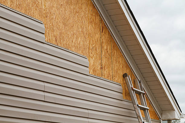 Professional Fiber Cement Siding technician working in Timberlake, VA